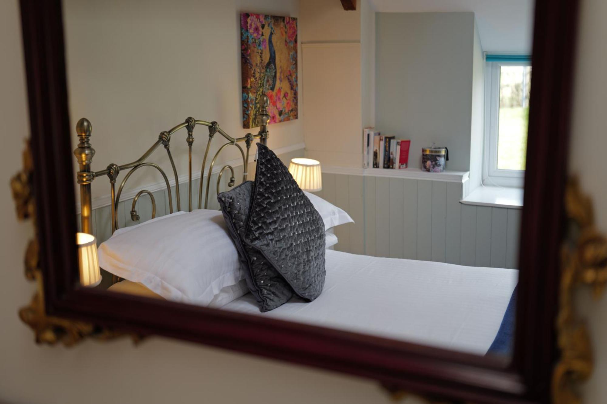 Knoll Hill Farm, The Place To 4* Nunney