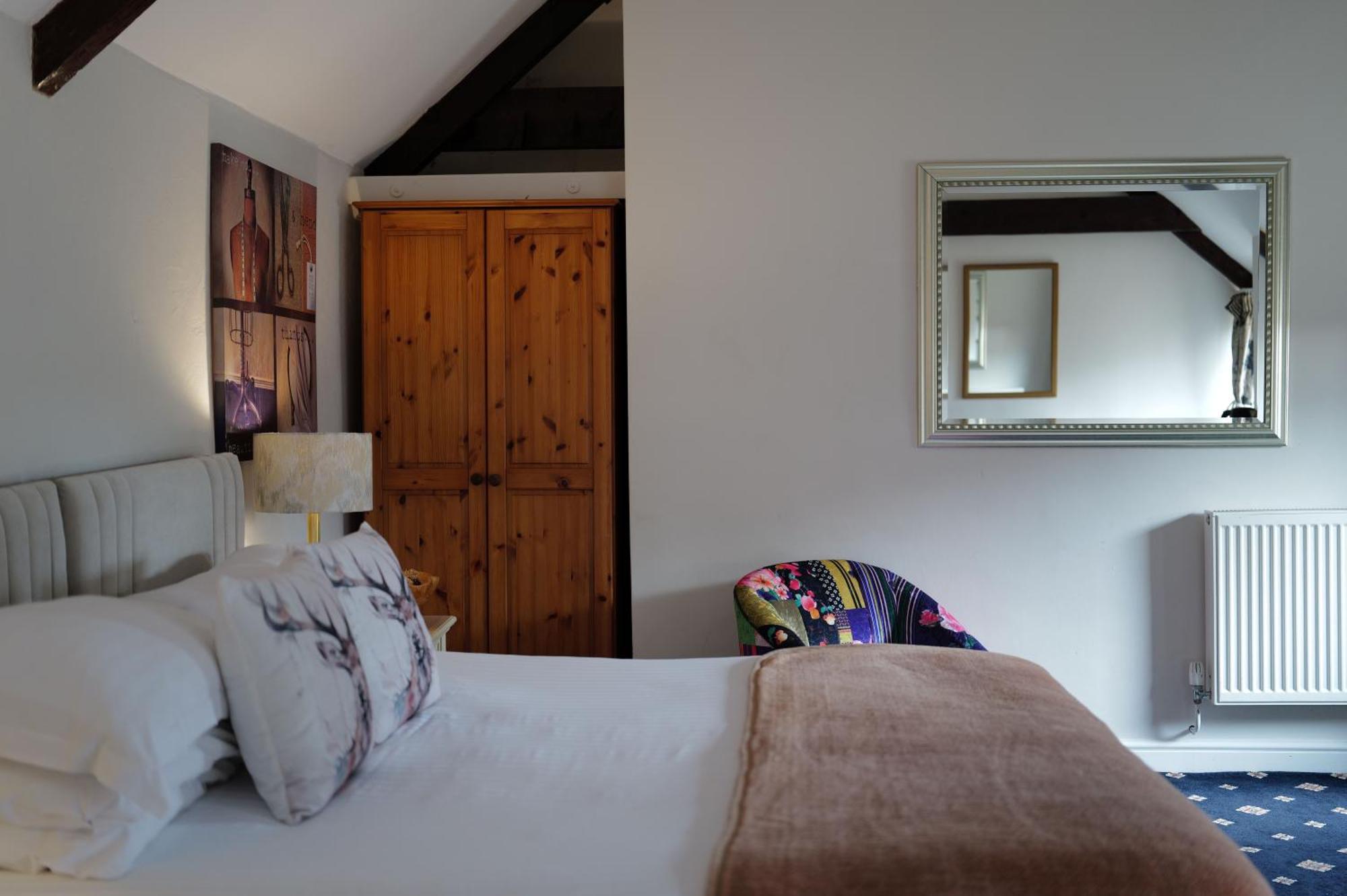 Knoll Hill Farm, The Place To 4* Nunney